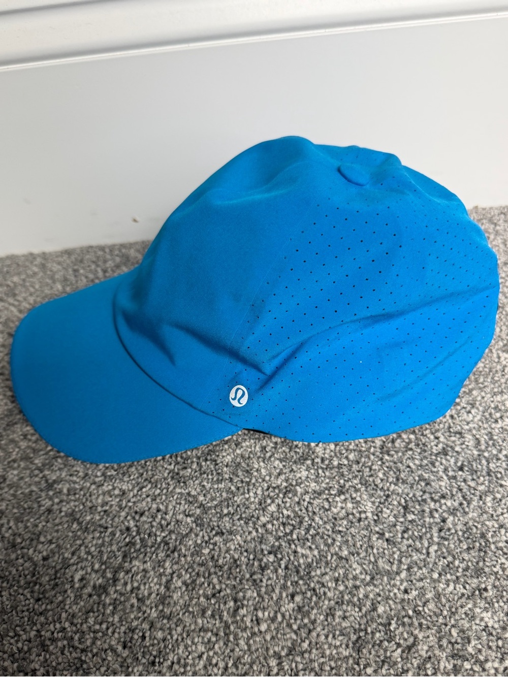NWOT Lululemon Womens Fast and Free Running Hat in Poolside